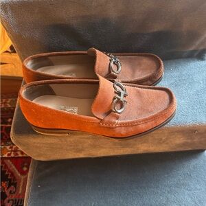 Ferragamo Gancini / Horsebit Brown suede Loafers Excellent / like new Mens 9 US